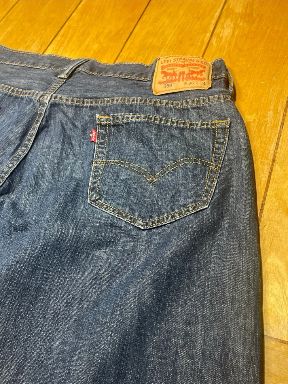 Levi's 569 Dark Blue Straight-Leg Loose Fit Jeans Size 36x32
